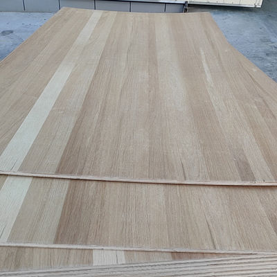 Oberfläche: weiße Eichenfolienplatten aus massivem Holz Paulownia-Kernplatte für die Möbelproduktion