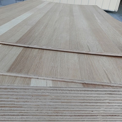 FSC-zertifizierte Platten aus weißem Eichenfolien mit Paulownia-Kernplatten
