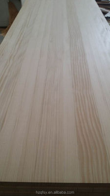 Anpassbares Massivholzbrett aus Kiefern mit traditionellem Design und Holzgehalt AB