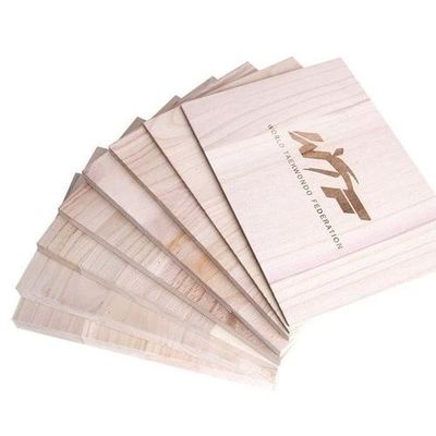 Personalisiertes Logo 225X300MM Paulownia Breaking Boards für Karate Taekwondo