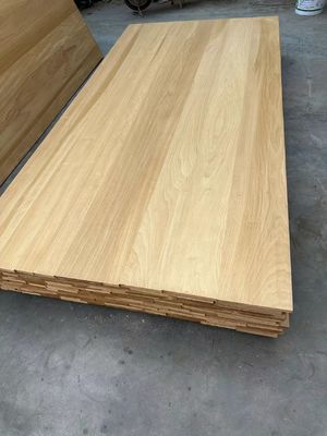 8%-12% Feuchtigkeitsgehalt Modernes Design Massivholz Paulownia-Brett für Möbel 3-50 mm