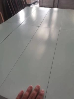 Veredelung von Holzplatten aus Holz