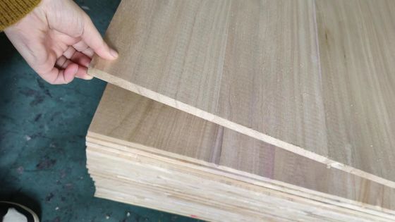 Feuchtigkeitsgehalt 8%-12% Massivholzplatte Paulownia Holz M3 für die Wohnkultur