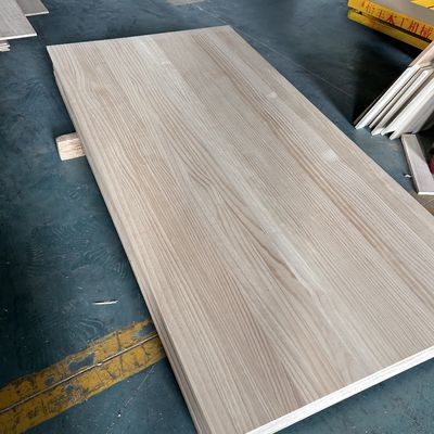 Traditionelles Design Europäisches Fingerboard aus Kiefernholz 2440x1220mm oder individuell angepasste Größe