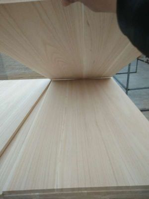Holzplatten Paulownia-Platten Schieferholzplatten Paulownia-Kante Klebeplattenholz