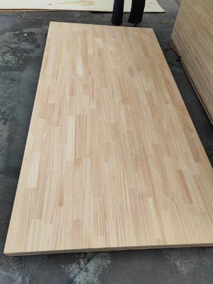 Traditionelles Design Europäisches Fingerboard aus Kiefernholz 2440x1220mm oder individuell angepasste Größe
