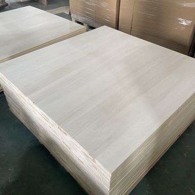 100 mm bis 2440 mm Natürliche Textur Massivholzmöbel Pappelplattenplattenplattenrand Klebeplatten