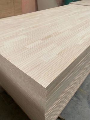 Radiata Kieferholz Finger Joint Holzplatten für Innenprojektlösung Fähigkeit