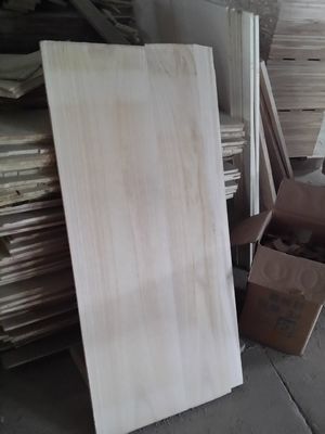 Natürliche Textur Massivholzmöbel Pappel Paulownia Kiefer Planke Rand Klebebrett