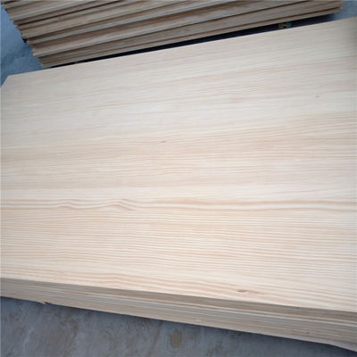 FSC-zertifizierte Finger Joint Pine Holzplatten Traditioneller Design-Stil