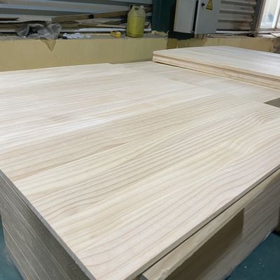 910 x 910 mm angepasste Größe Pinienholzplatte mit natürlicher Textur