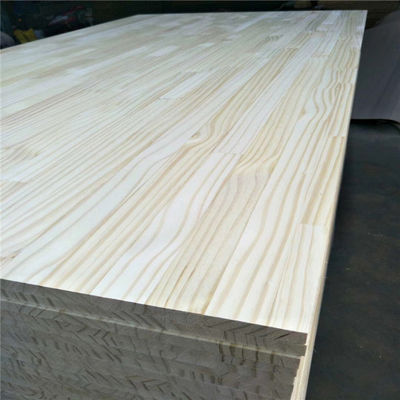 Finger Joint Board Pinienholz mit natürlicher Farbe 300-2500m Länge