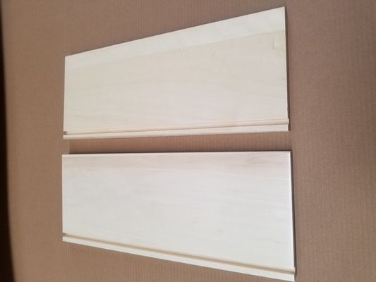 Fertig und sauber gegrabener Pappelpaulownia-Schubladen für Schränke im zeitgenössischen Stil