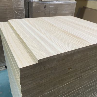 910 x 910 mm angepasste Größe Pinienholzplatte mit natürlicher Textur