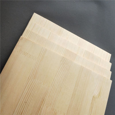 Glatte und saubere Radiate Kiefernholz Finger Joint Board für Projektlösungsfähigkeit