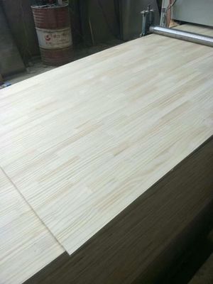 Glatte und saubere Radiate Kiefernholz Finger Joint Board für Projektlösungsfähigkeit