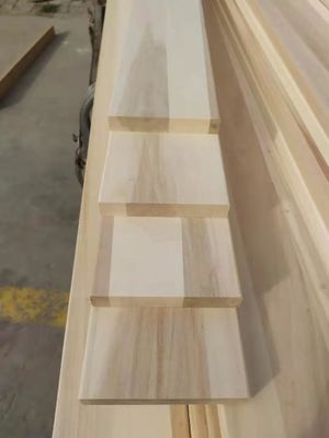 Natürliche Farbe oder gebleichte Massivholzplatten Pappelbett-Schiefer für Projektlösungen