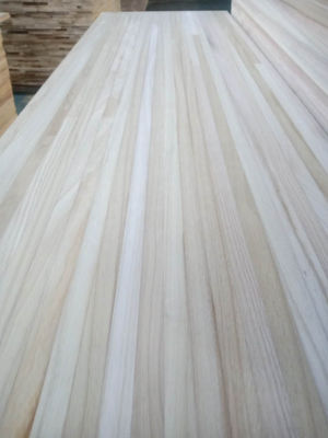 100 1220 mm Breite Paulownia Holz Snowboard Kernplatte mit modernem Design