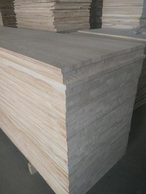 Werkstatt Wesentliche Holzplatten Kiefer mit einer Dicke von 3 mm bis 50 mm