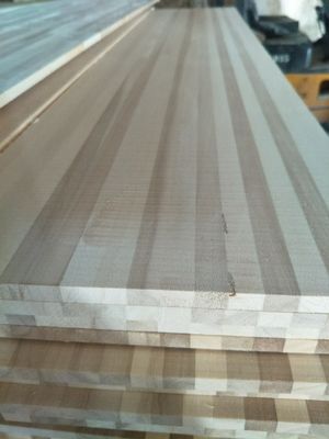 Maßgeschneiderte Dicke Massivholzkern Paulownia Holz Snowboard 1500x460x12mm für Standard