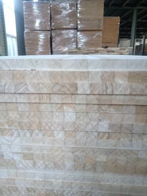Paulownia Kiri Holz FSC-zertifizierte natürliche Farbe 1500x480x12mm