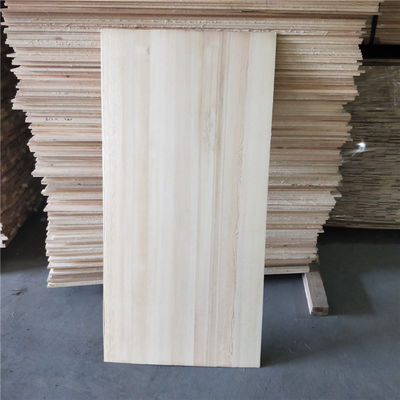 Traditioneller Design Stil Seelandische Kiefernholzplatten mit einer Dichte von 480-550 kg/m3