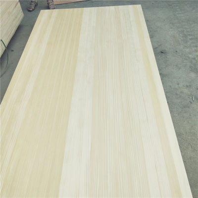 Traditioneller Design Stil Seelandische Kiefernholzplatten mit einer Dichte von 480-550 kg/m3