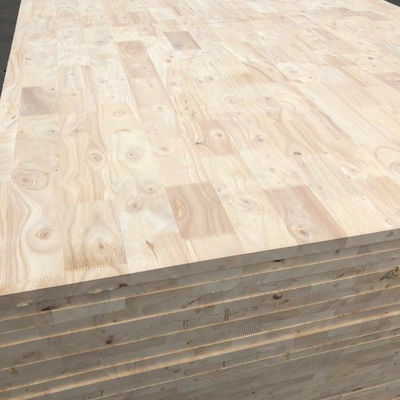 Rein und fertiges Gummiholz Finger Joint Board mit hoher Dichte von 730-830 kg/cbm