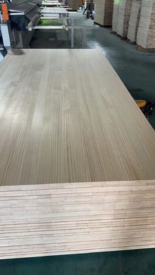 FSC-zertifizierte bemalte Massivholzplatten Paulownia-Holzplatte für die Lieferung von Holzkisten