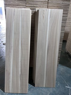 Kostenlose Ersatzteile Paulownia Holzplatte Paulownia Holzkern Feuchtigkeitsgehalt 8%-12%