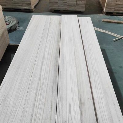 8% bis 12% Feuchtigkeitsgehalt Paulownia-Holzplatten für die Herstellung von Holzschatzplatten
