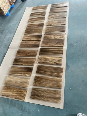 Rustikale schwimmende Regale Wandmontierte Art mit Paulownia-Holzplatten Handwerk