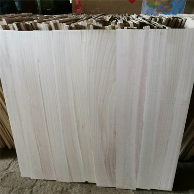 Feuchtigkeitsgehalt 8%-12% Natürliche Holzleimplatten für Naturholz oder gebleicht