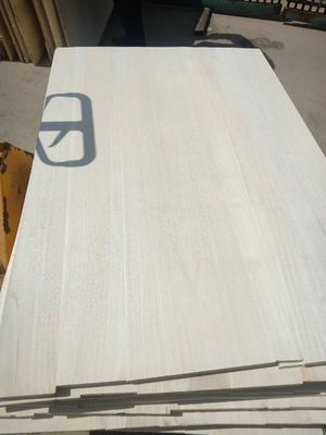 A/B Grade 3mm Paulownia Holz Massivholz m3 für Projektlösung Fähigkeit verschieden