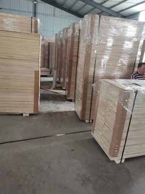 Klebstoff E0/E1 Umweltschutz Klebstoff von höchster Qualität aus Paulowniaholz mit freien Ersatzteilen