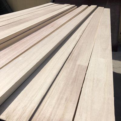 280-320KGS/CBM Dichte Paulownia Holz für Bienenstock Andere Projektlösungskapazität