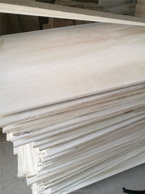1220x2440mm Paulownia-Holzplatten für zeitgenössisches Design AA AB BC von Qingfa