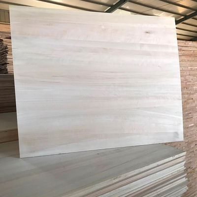Massivholzplatten Paulownia Holz m3 bei Qingfa Nachverkaufsdienst Inspektion vor Ort