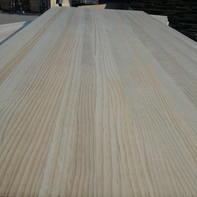 Spezialisiertes Kieferholz Paulownia-Holz zur Herstellung von Snowboards und Skateboards