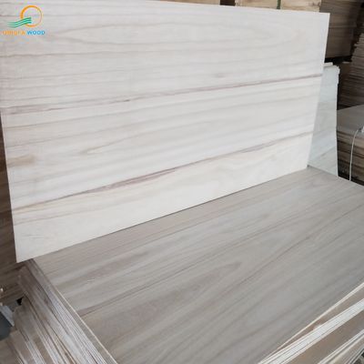 Natürliches oder gebleichtes Paulowniaholz 2440x1220mm M3 für Massivholzplatten
